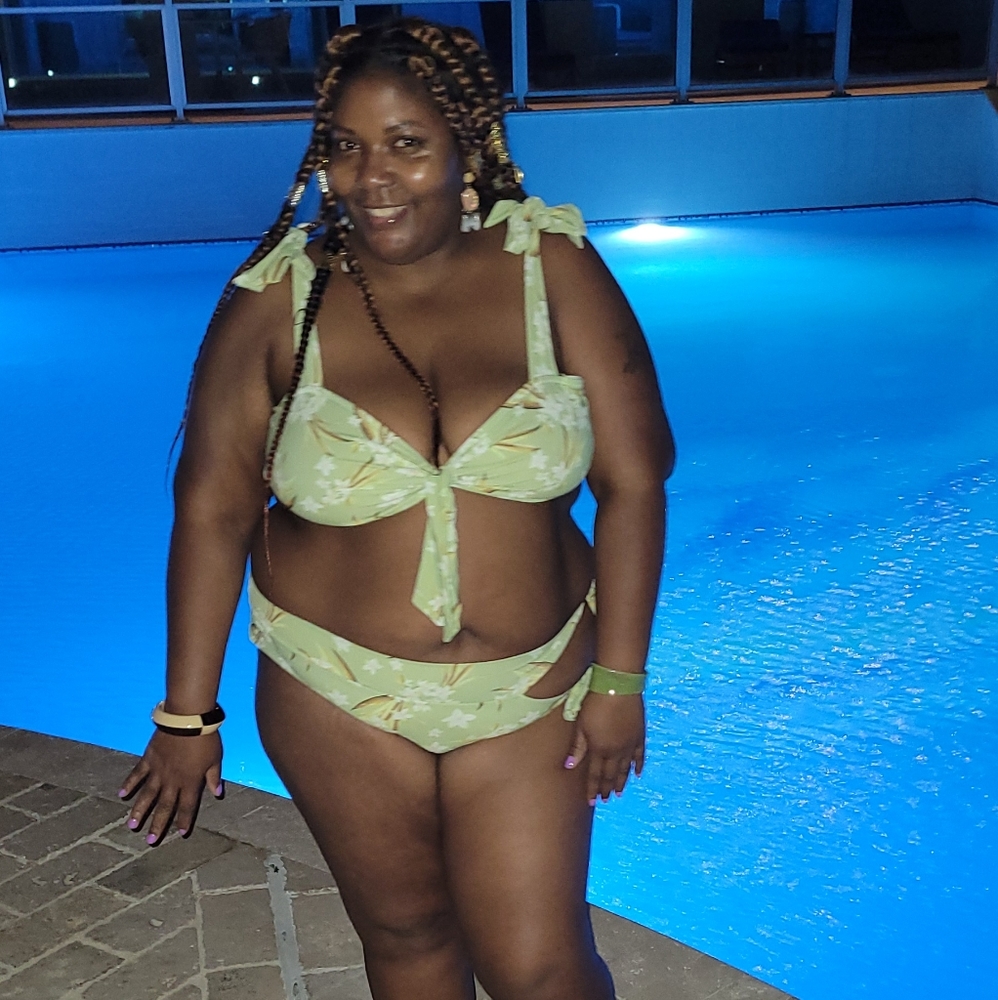 Flower Print cutout bikini